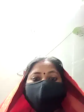 QRESABABY online show from 12/17/25, 10:37