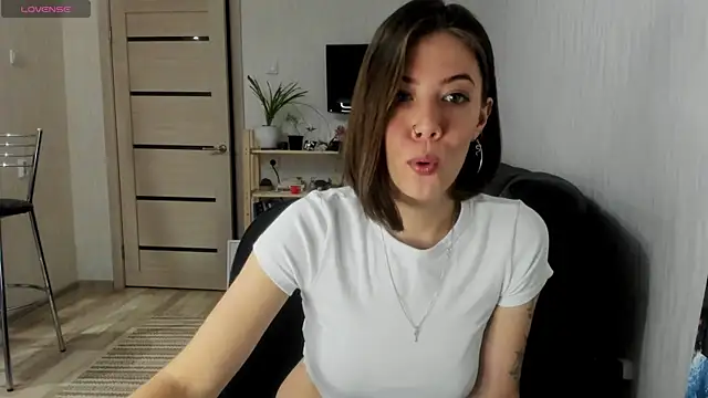 twinkle rosie online show from 10/23/25, 04:49