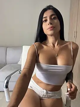 Leila Carteer online show from 03/28/26, 04:19