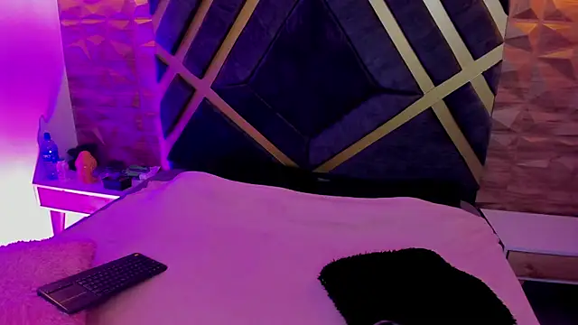 sydney miller  online show from 04/14/26, 11:32