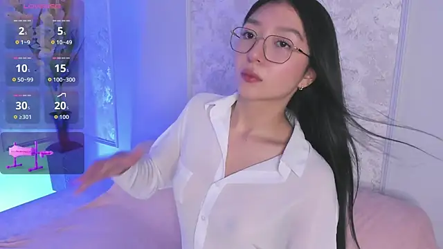 Snapshot of sydney_miller_ chatting on 06/03/26, 12:00 sydney miller online show from 06/03/26, 12:00