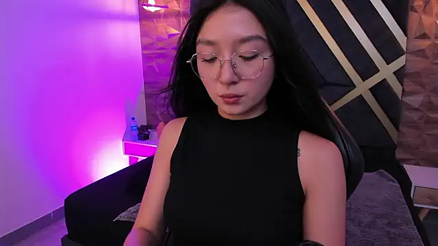 sydney miller  online show from 02/18/26, 11:23