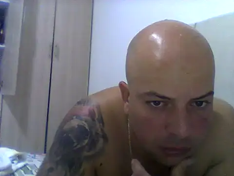 saitamahero1990 online show from 05/10/26, 02:08