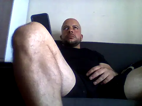 saitamahero1990 online show from 10/27/25, 07:26