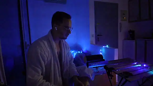 VenyxTrend online show from 11/12/25, 05:17