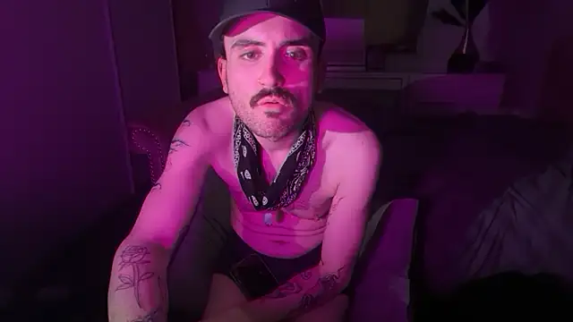 Snapshot of Gander_At_Xander chatting on 10/30/25, 01:42 Gander At Xander online show from 10/30/25, 01:42