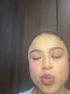 Evelinmiller97 online show from 11/01/25, 08:57