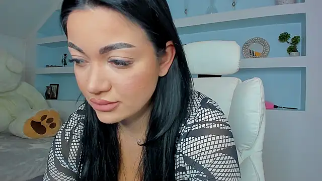 juliexxx online show from 11/17/25, 05:17