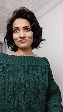 chloehanna online show from 10/27/25, 06:42