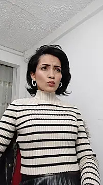 chloehanna online show from 10/29/25, 08:08