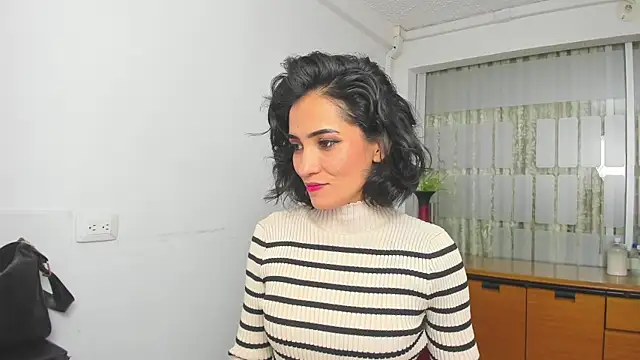 chloehanna online show from 11/26/25, 07:14