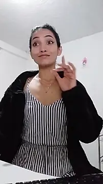 chloehanna online show from 02/15/26, 02:49