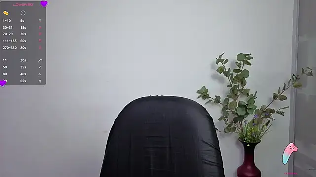 chloehanna online show from 06/24/26, 01:53