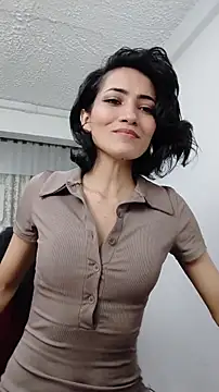 chloehanna online show from 11/02/25, 12:54