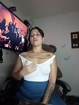 tattyHot95 online show from 05/15/26, 07:23