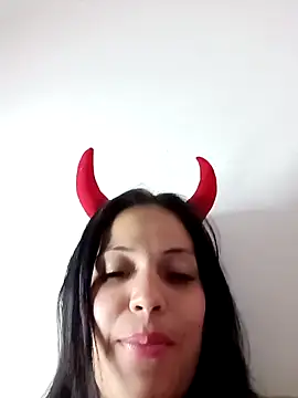 tattyHot95 online show from 12/05/25, 06:39