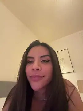 Thaylla sophiiia online show from 03/31/26, 12:51