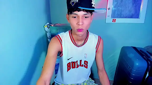 Snapshot of boyswantingplay chatting on 02/23/26, 12:28 boyswantingplay online show from 02/23/26, 12:28