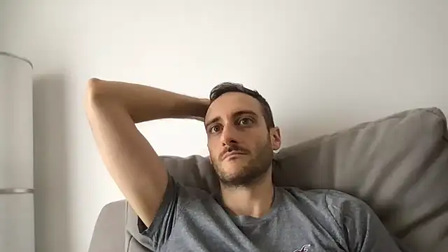 LukaShyGuy online show from 05/21/26, 11:18