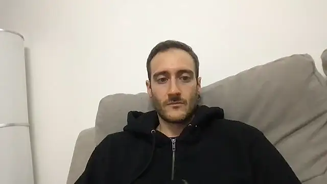 Snapshot of LukaShyGuy chatting on 02/02/26, 10:09 LukaShyGuy online show from 02/02/26, 10:09