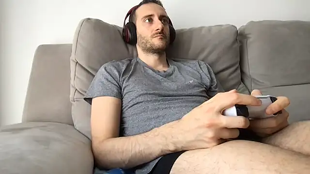 LukaShyGuy online show from 05/23/26, 10:14