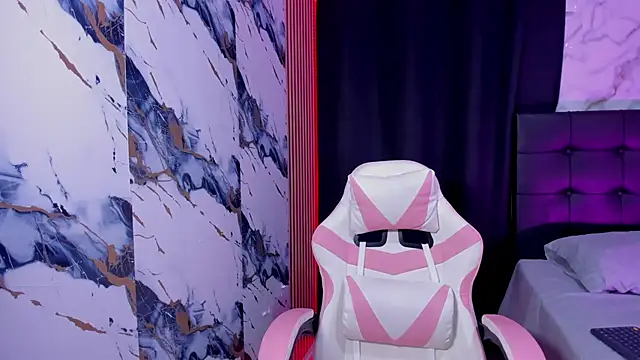 Scarlet DLuce online show from 02/19/26, 09:06