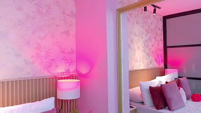 AdelineJhones online show from 02/10/26, 08:30