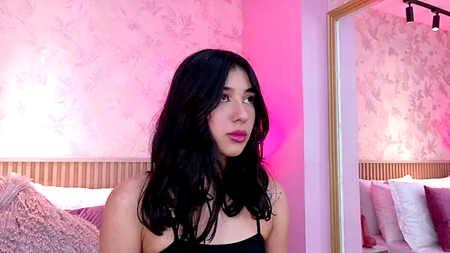 AdelineJhones online show from 11/18/25, 05:49