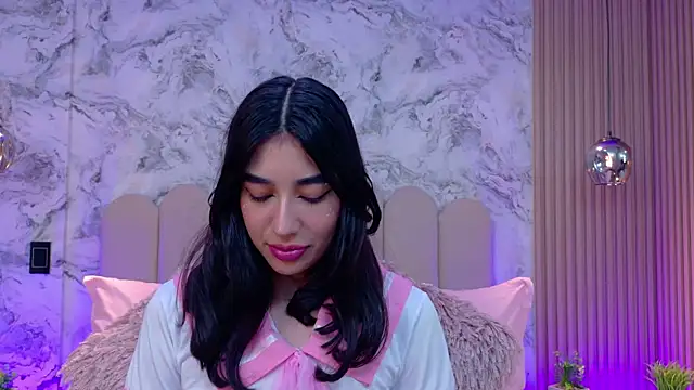 AdelineJhones online show from 10/25/25, 01:45