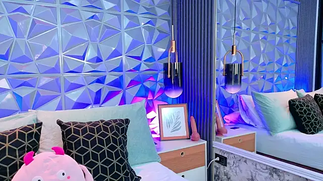 AdelineJhones online show from 03/20/26, 02:07