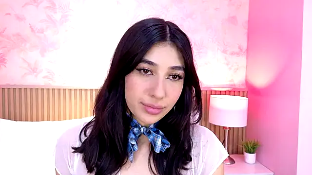 AdelineJhones online show from 11/11/25, 06:14