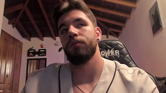 JACKSON STIFLER online show from 04/22/26, 04:03