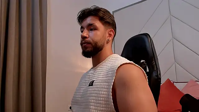 JACKSON STIFLER online show from 04/17/26, 01:58