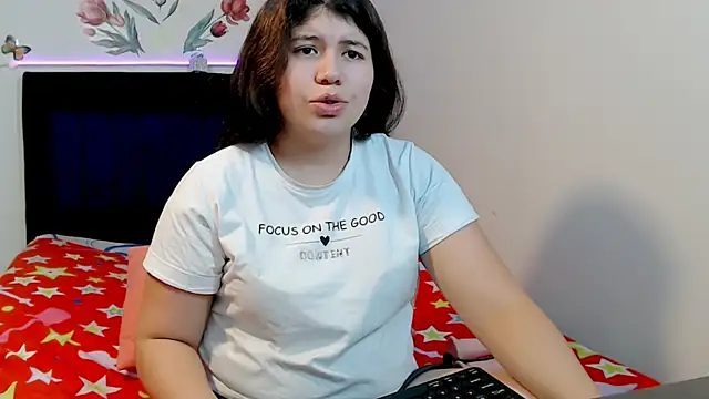 Snapshot of BRYXS1 chatting on 04/04/26, 09:32 BRYXS1 online show from 04/04/26, 09:32