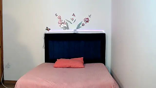 Snapshot of BRYXS1 chatting on 02/19/26, 07:22 BRYXS1 online show from 02/19/26, 07:22