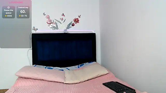 Snapshot of BRYXS1 chatting on 03/22/26, 03:35 BRYXS1 online show from 03/22/26, 03:35