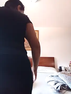 LeilaTaylor online show from 02/26/26, 02:17