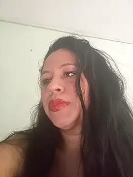 LeilaTaylor online show from 02/08/26, 07:00