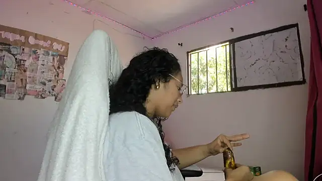 emily stars1 online show from 04/07/26, 03:03