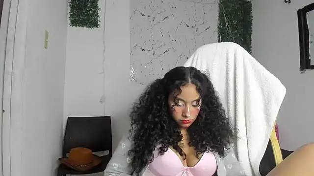 Snapshot of emily_stars1 chatting on 02/03/26, 12:54 emily stars1 online show from 02/03/26, 12:54