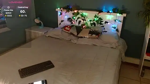 Samantha  Benet online show from 12/03/25, 09:58