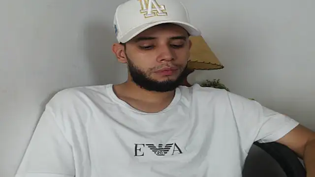 Maxcole 07 online show from 11/08/25, 09:40