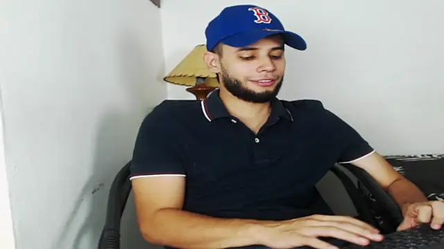 Maxcole 07 online show from 11/02/25, 08:47