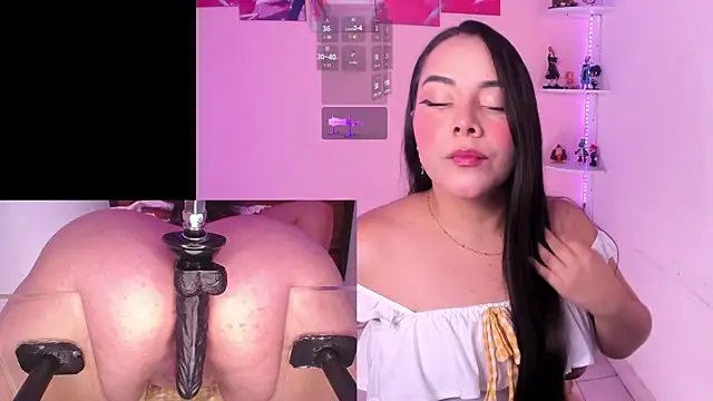 Snapshot of PurryBella chatting on 12/02/25, 08:21 PurryBella online show from 12/02/25, 08:21