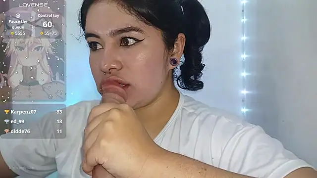 Snapshot of Magic_Alicee_ chatting on 02/16/26, 02:21 Magic Alicee online show from 02/16/26, 02:21