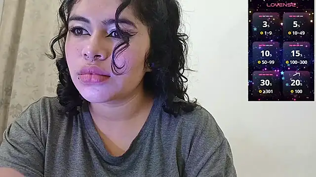 Magic Alicee  online show from 11/13/25, 04:05