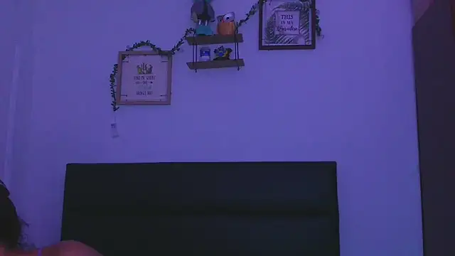 LissyM online show from 11/22/25, 01:59