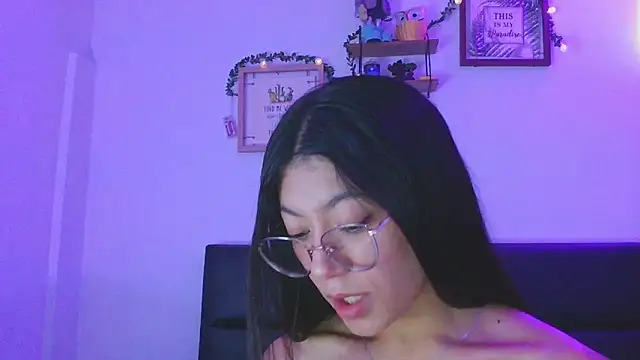 LissyM online show from 12/19/25, 09:28