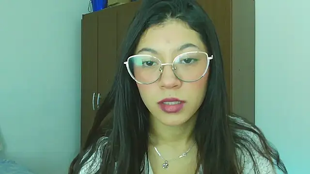 LissyM online show from 11/07/25, 05:39