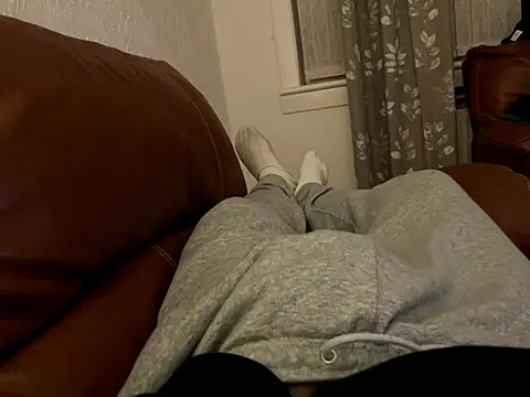 irnbru77 online show from 11/11/25, 09:09